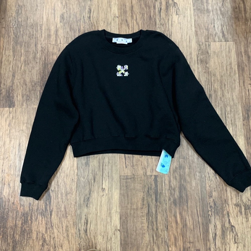 Off White sweat shirt